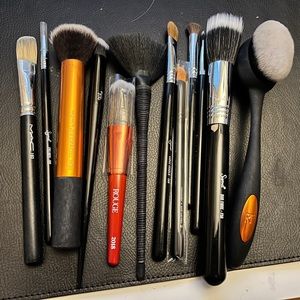 12 bundle Real techniques Sigma MAC Sephora makeup brushes